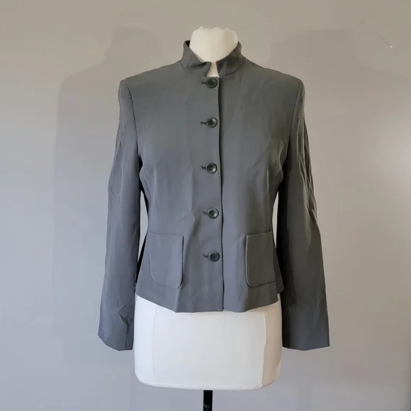 Women's Charter Club Petite 100% Silk Gray Blazer Jacket Size 8P - Picture 1 of 5